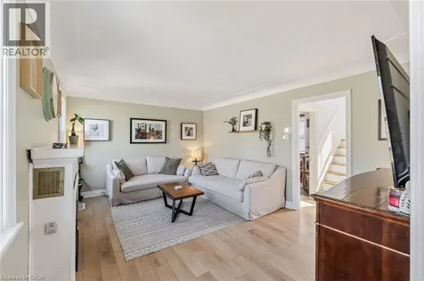 43 Woodbridge Road Hamilton ON L8K 3C8