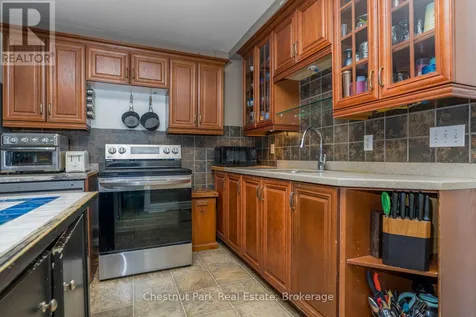 4 Parkside Avenue Collingwood ON L9Y 5P3