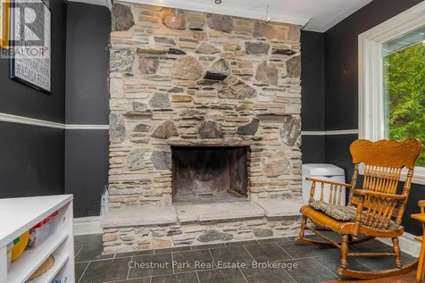 4 Parkside Avenue Collingwood ON L9Y 5P3