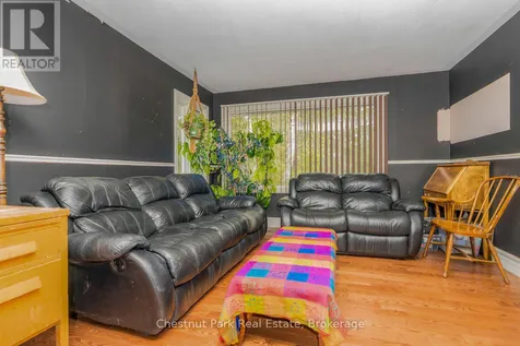 4 Parkside Avenue Collingwood ON L9Y 5P3