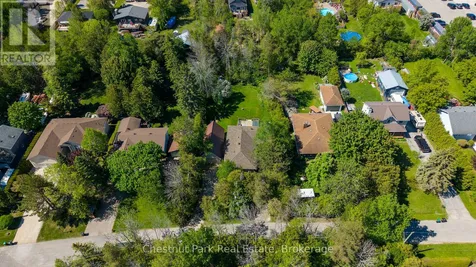 4 Parkside Avenue Collingwood ON L9Y 5P3
