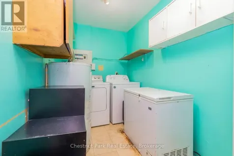 4 Parkside Avenue Collingwood ON L9Y 5P3