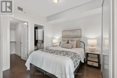 1035 Bank Street Ottawa ON K1H 7R1