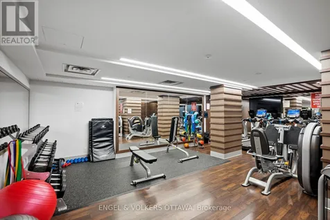 1035 Bank Street Ottawa ON K1H 7R1