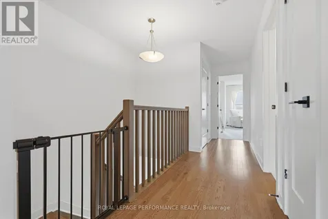 602 Cordelette Circle Ottawa ON K1W 0P7