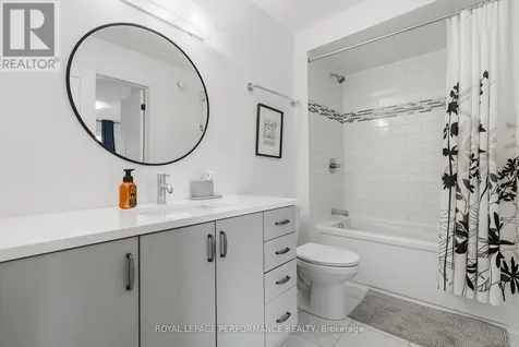 602 Cordelette Circle Ottawa ON K1W 0P7