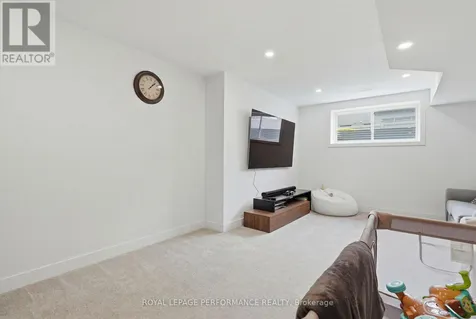 602 Cordelette Circle Ottawa ON K1W 0P7