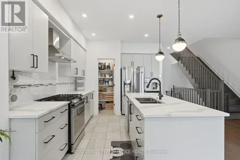 602 Cordelette Circle Ottawa ON K1W 0P7