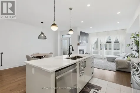 602 Cordelette Circle Ottawa ON K1W 0P7