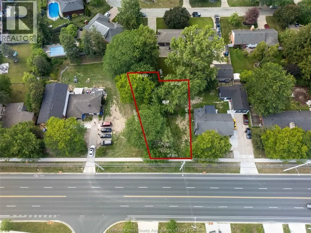 740 Cabana Rd W Windsor ON N9G 1B4