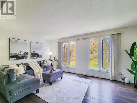 56 Harris Avenue Brantford ON N3R 2E9