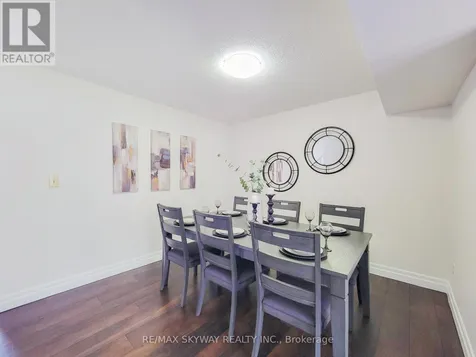 56 Harris Avenue Brantford ON N3R 2E9