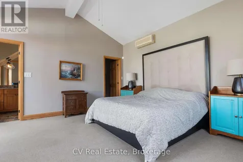 156 Chamonix Crescent Blue Mountains ON L9Y 0S7