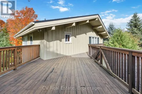 156 Chamonix Crescent Blue Mountains ON L9Y 0S7