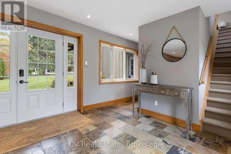 156 Chamonix Crescent Blue Mountains ON L9Y 0S7