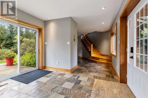 156 Chamonix Crescent Blue Mountains ON L9Y 0S7