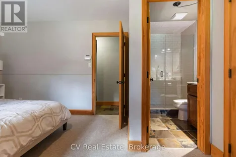 156 Chamonix Crescent Blue Mountains ON L9Y 0S7