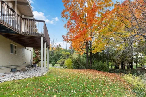 156 Chamonix Crescent Blue Mountains ON L9Y 0S7