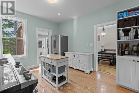 329 7th Street East Owen Sound ON N4K 1J1