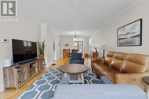 329 7th Street East Owen Sound ON N4K 1J1