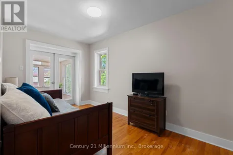329 7th Street East Owen Sound ON N4K 1J1