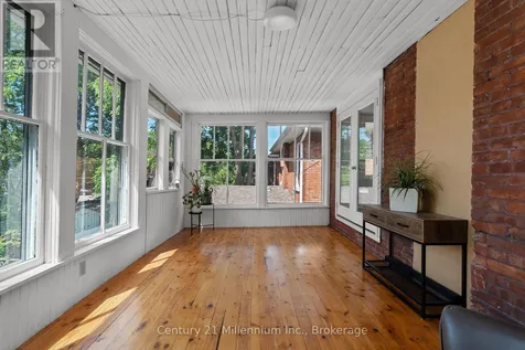 329 7th Street East Owen Sound ON N4K 1J1