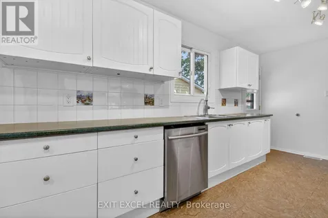 283 Mcelroy Drive Ottawa ON K2L 1Y3