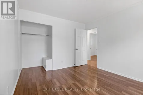 283 Mcelroy Drive Ottawa ON K2L 1Y3