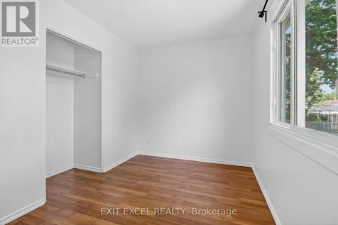 283 Mcelroy Drive Ottawa ON K2L 1Y3