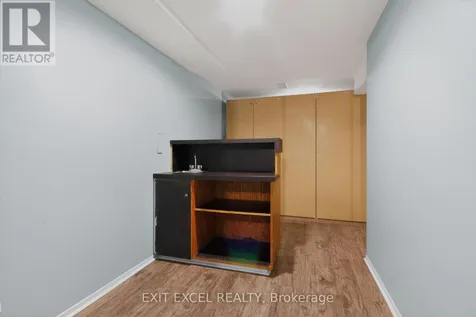 283 Mcelroy Drive Ottawa ON K2L 1Y3