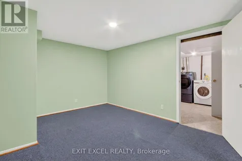 283 Mcelroy Drive Ottawa ON K2L 1Y3