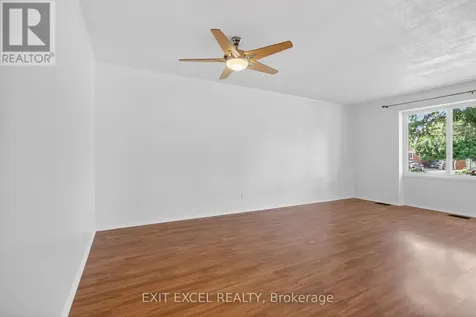 283 Mcelroy Drive Ottawa ON K2L 1Y3