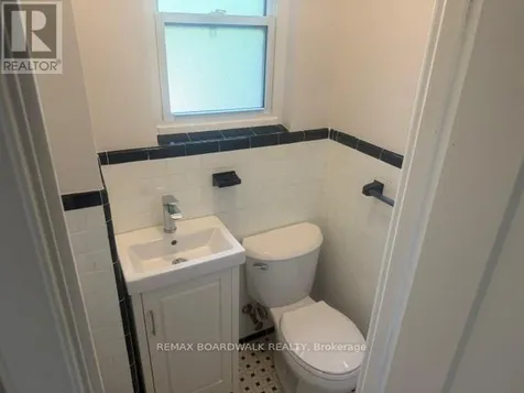 379 Stewart Street Ottawa ON K1N 6K9