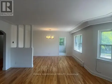 379 Stewart Street Ottawa ON K1N 6K9