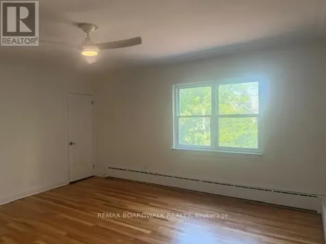 379 Stewart Street Ottawa ON K1N 6K9