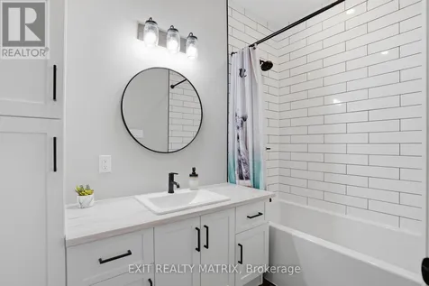 1584 Calypso Street The Nation ON K0A 2M0