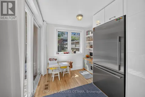 174 Hickory Street Ottawa ON K1Y 3T6