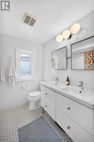 174 Hickory Street Ottawa ON K1Y 3T6
