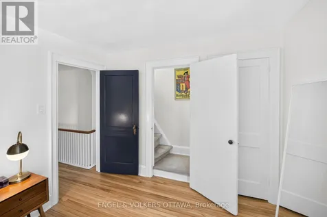 174 Hickory Street Ottawa ON K1Y 3T6