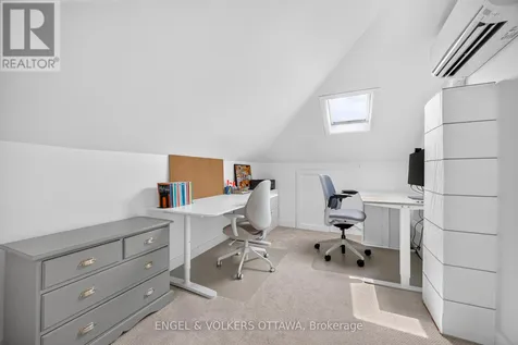174 Hickory Street Ottawa ON K1Y 3T6