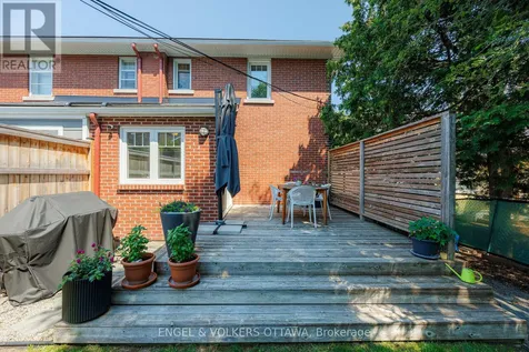 174 Hickory Street Ottawa ON K1Y 3T6