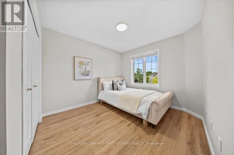 46 Margrave Avenue Ottawa ON K1T 3Y2
