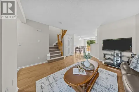 46 Margrave Avenue Ottawa ON K1T 3Y2