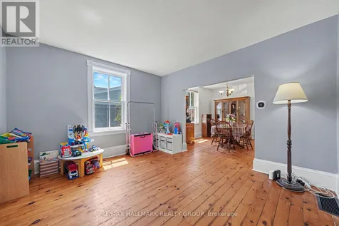 98 Drummond Street East Perth ON K7H 1H1