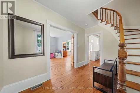 98 Drummond Street East Perth ON K7H 1H1