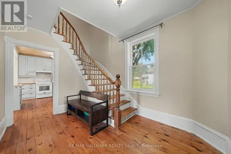 98 Drummond Street East Perth ON K7H 1H1