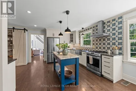 113 Wilbert Cox Drive Ottawa ON K0A 1L0