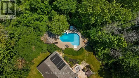 113 Wilbert Cox Drive Ottawa ON K0A 1L0