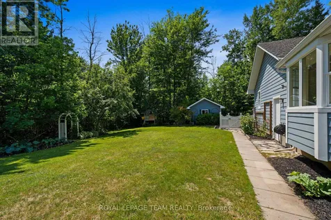 113 Wilbert Cox Drive Ottawa ON K0A 1L0
