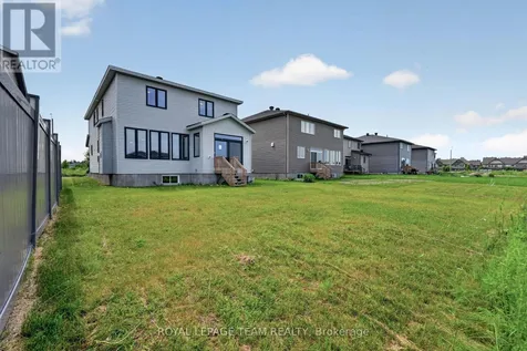 757 Gamble Drive Russell ON K4R 0G5